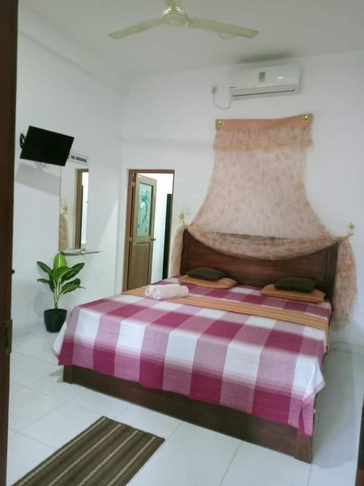 Dinimuthu Rest Inn Wellawaya Luaran gambar