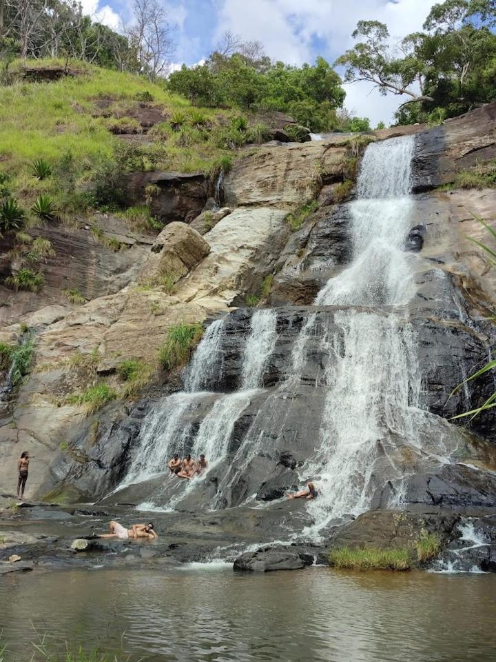Dinimuthu Rest Inn Wellawaya Luaran gambar