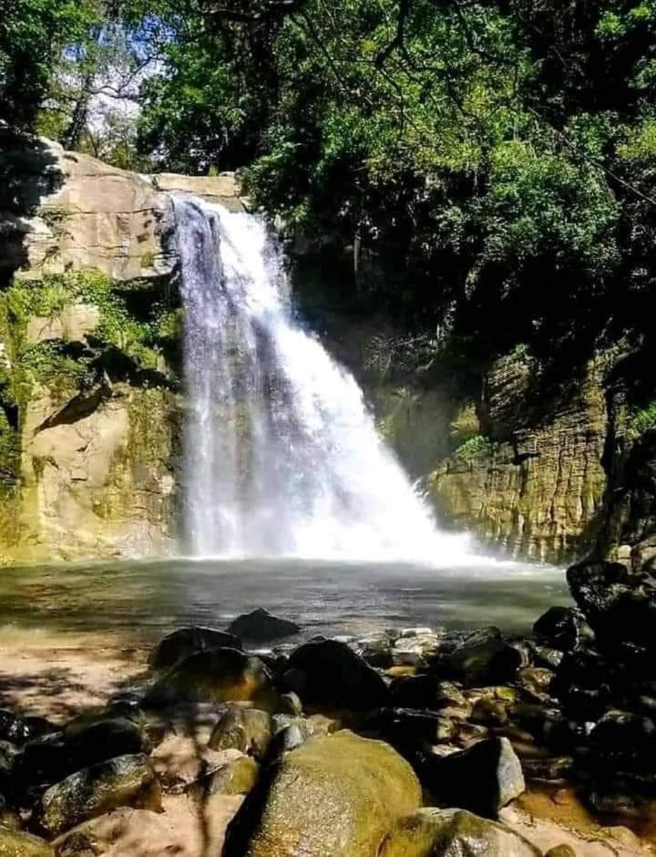 Dinimuthu Rest Inn Wellawaya Luaran gambar